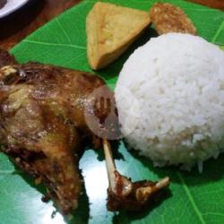 Paket Bebek Goreng Gurih Komplit