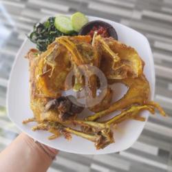 1 Ekor Ayam Goreng Kampung   Ati Ampela