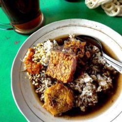 Nasi Rawon Tempe Panas