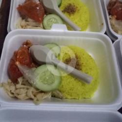 Nasi Uduk Kuning Paket Hemat