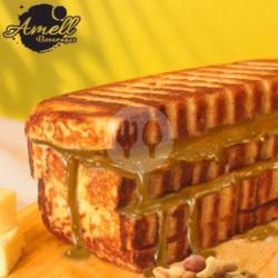 Roti Bakar Kasino Selai Kacang