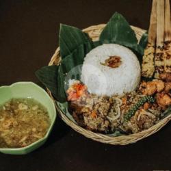 Nasi Lawar Plek Ayam