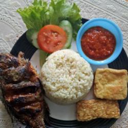 Paket Ikan Bakar Madu