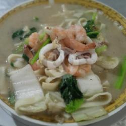 Kwetiaw Kuah Seafood