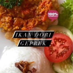 Nasi Ikan Dori Geprek