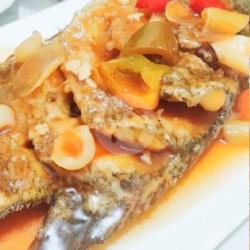 Goreng Ikan Gurame Saus Pilihan