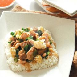 Nasi Ayam Cah Jamur