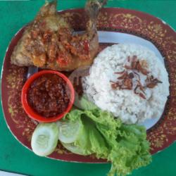 Nasi Ayam Bakar/goreng/penyet Lalapan  Sambal