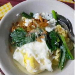 Indomie Kari  Telur  Sawi