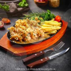 Double Chicken Crispy Steak With Saos Mushroom N Blackpepper