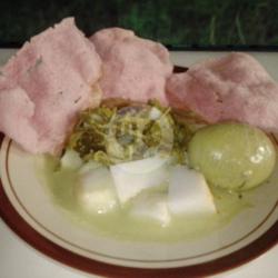 Ketupat Sayur Pakis Dan Telur