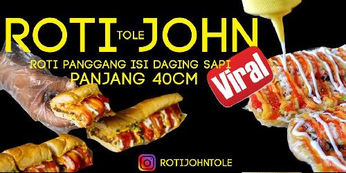Roti John Tole, Indomaret