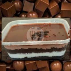 Dessert Box Coklat Turkish 250ml