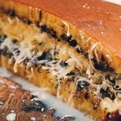 Martabak Keju Wijen Coklat Susu