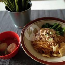 Bihun Yamin Bakso Pangsit