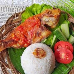 Nasi Uduk Ikan Nila Goreng Sambal Lamongan