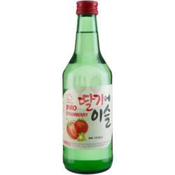 Soju Jinro Chamisul Strawberry