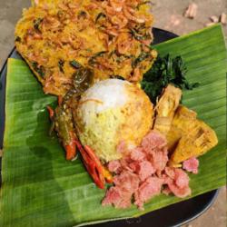 Nasi Peyek Udang Besar / Ikan