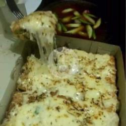 Martabak Telor Super Ayam Keju Mozarella