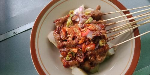 SATE AYAM MADURA CAK UDIN