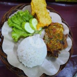 Bebek Gepuk Nasi