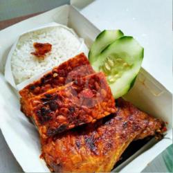 Nasi Ayam Tempe Bakar (gratis Es Teh)
