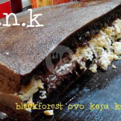 Black Forest Super Kacang