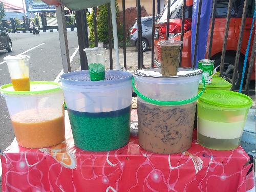 Bunda Zie Es Cendol Dan Bubur Manado