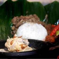 Nasi Gudeg Ayam Kampung