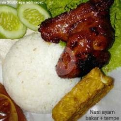 Nasi Ayam Bakar   Tempe  Abjp