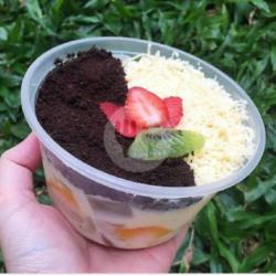 Salad Buah Toping Coklat Keju