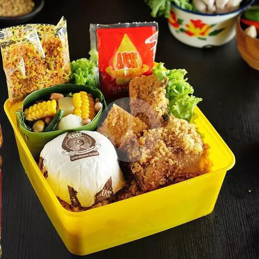 Ayam Kremes Kraton, Gurih Renyah yang Jadi Favorit Kuliner Paket B + The Pucuk Harum
