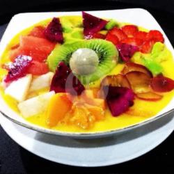 Fruit Soup Mango Sauce