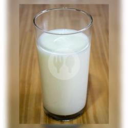 Susu Putih Panas