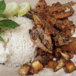 Ikan Asin 5 Ekor   Nasi   Jengkol Goreng   Tahu/tempe