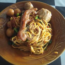 Mie Ayam Goreng Bakso Ceker(mieago Becek)