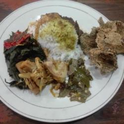 Nasi Ikan Paru