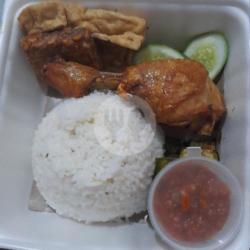 Lalapan Paha Ayam