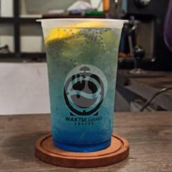 Blue Ocean Mojito