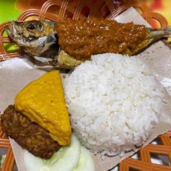 Nasi Ikan Gembung Sambal Penyet