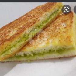 Roti Bakar Srikaya Keju Susu