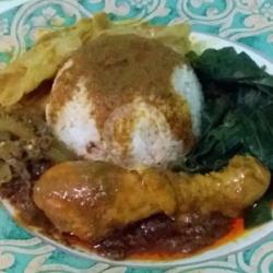 Nasi Ayam Kalio