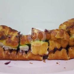 Roti Bakar Selai Nanas Bisa Pilih Strawberry/blubbery/durian/srikaya