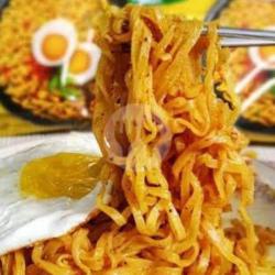 Indomie Keriting Goreng (gratis Es Teh)