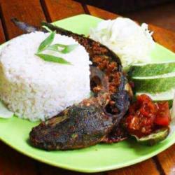 Nasi   Lele Bakar