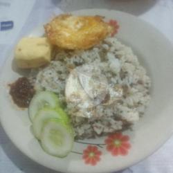 Nasi Tutug Oncom(to) Telor Ayam