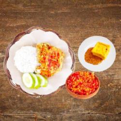 Ayam Geprek Cabe Rawit Nasi Panas