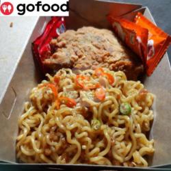 Fried Chicken Indomie Goreng Samica