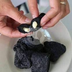 Pempek Keju Mozzarela Hitam