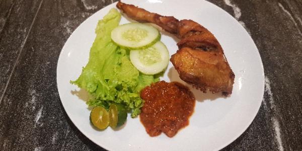 Soto, Bakso, Mie, Toge Goreng, Pecel Ayam, Roti Bakar, Indomie, Kopi ...